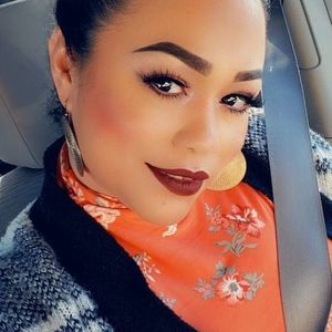 Meet your Posher, Mirna